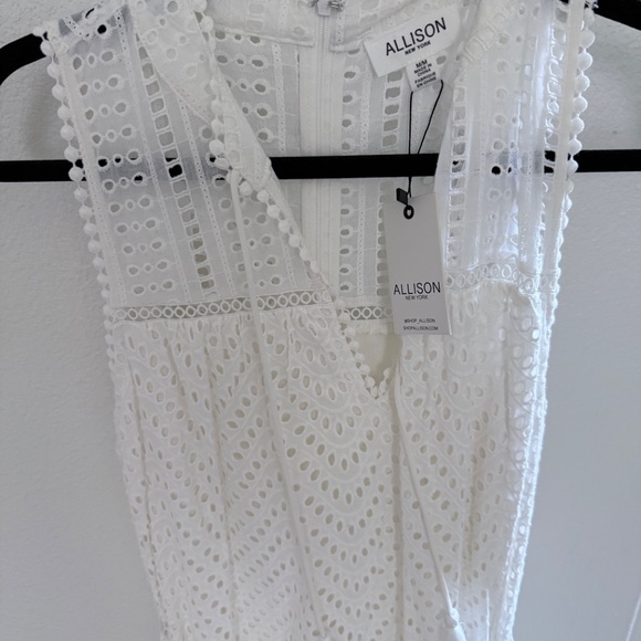 NWT Allison NYC eyelet maxi dress - Picture 5 of 6